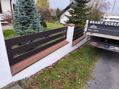 Ogrodzenie czarne aluminiowe nowoczesne OK 063