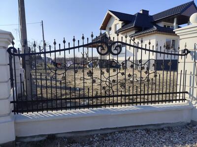 Brama wjazdowa uchylna, kuta, ozdobna BU 115