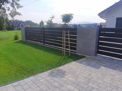 Brama przesuwna kuta czarna nowoczesna BP 031