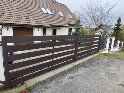 Brama wjazdowa przesuwna ogrodzeniowa czarna BP 032