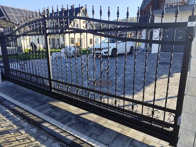 Ogrodzenie czarne klasyczne OK 064