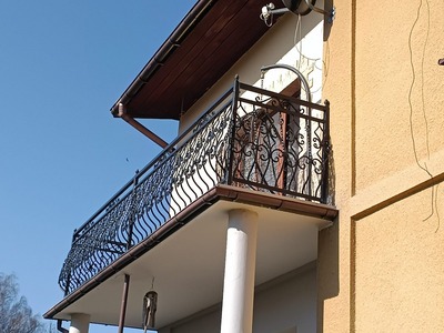 Balustrada zewnętrzna balkonowa kuta BKZ 100