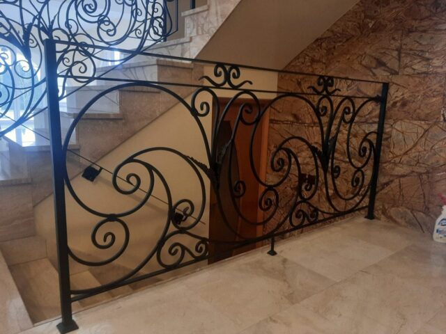Elegancka kuta balustrada wewnętrzna BKW 038