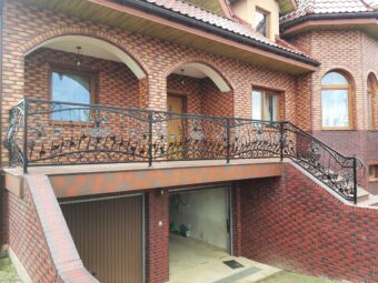 Balustrada kuta zewnętrzna ze&nbsp;zdobieniem BKZ 056