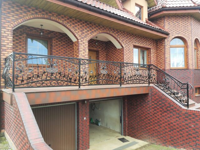 Balustrada kuta zewnętrzna ze&nbsp;zdobieniem BKZ 056