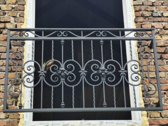 Balustrada zewnętrzna balkonowa czarna BKZ 083