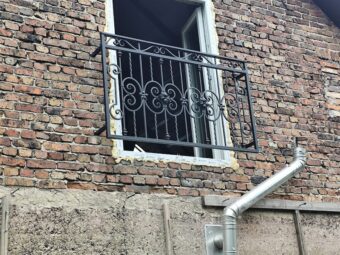 Balustrada zewnętrzna balkonowa czarna BKZ 083