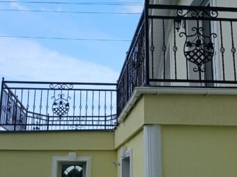 Balustrada zewnętrzna na&nbsp;balkon BKZ 105